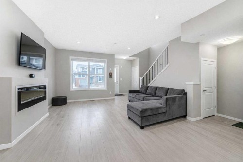 140 Howse Avenue Ne, Calgary, AB 