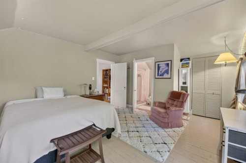 2109 21 Avenue, Bowden, AB - Indoor Photo Showing Bedroom