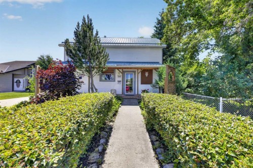 2109 21 Avenue  Bowden, AB T0M 0K0