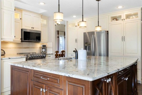 51 Mckenzie Lake Crescent Se, Calgary, AB 