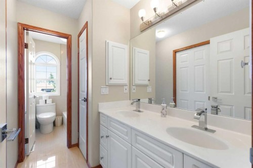 51 Mckenzie Lake Crescent Se, Calgary, AB 
