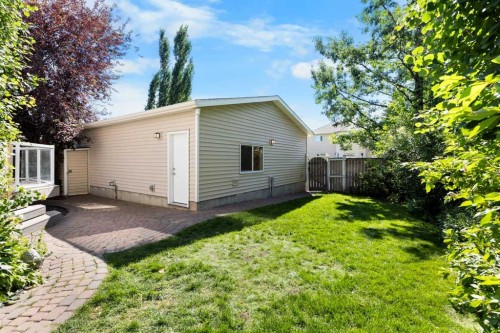 51 Mckenzie Lake Crescent Se, Calgary, AB 
