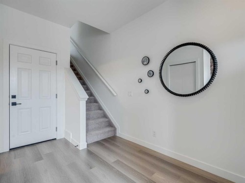 6106-200 Southridge Drive, Okotoks, AB - Indoor Photo Showing Other Room