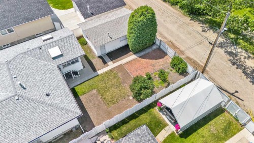 5247 Thomas Street Ne, Calgary, AB 