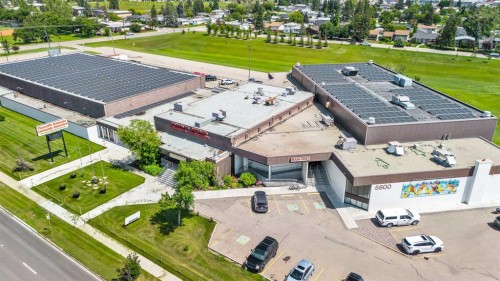 5247 Thomas Street Ne, Calgary, AB 