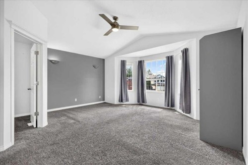 254 Douglas Glen Heath Se, Calgary, AB 