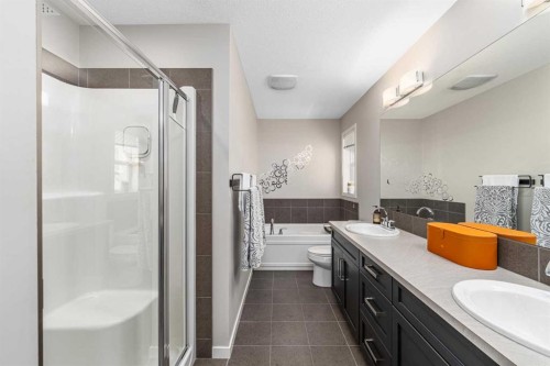 158 Mahogany Grove Se, Calgary, AB 