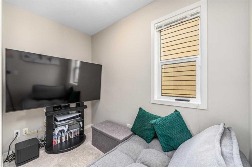 158 Mahogany Grove Se, Calgary, AB 