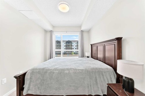 3211-33 Carringham Gate Nw, Calgary, AB 
