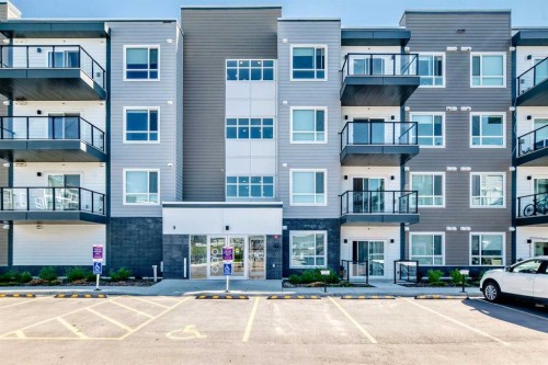 3211-33 Carringham Gate Nw, Calgary, AB 