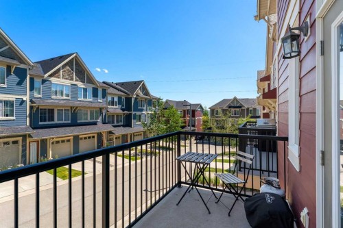 58 Evansview Road Nw, Calgary, AB - Outdoor With Balcony