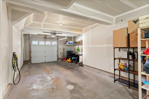 58 Evansview Road Nw, Calgary, AB - Indoor Photo Showing Garage