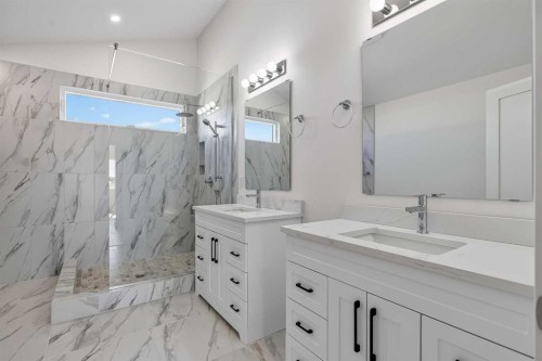 8 Diamond Valley Close, Carbon, AB - Indoor Photo Showing Bathroom