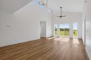 8 Diamond Valley Close, Carbon, AB  - Indoor Photo Showing Other Room 