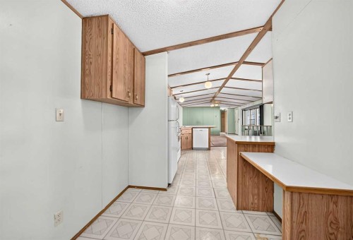 3218 Burroughs Manor Ne, Calgary, AB 