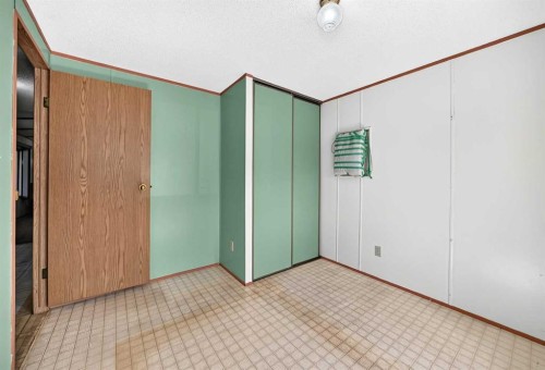3218 Burroughs Manor Ne, Calgary, AB 