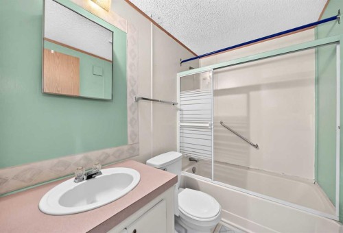 3218 Burroughs Manor Ne, Calgary, AB 