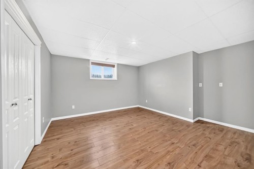 142 Strathmore Lakes Place, Strathmore, AB - Indoor Photo Showing Other Room
