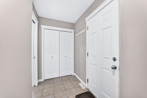 142 Strathmore Lakes Place, Strathmore, AB - Indoor Photo Showing Other Room