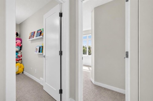 97 Sage Bluff Gate Nw, Calgary, AB 