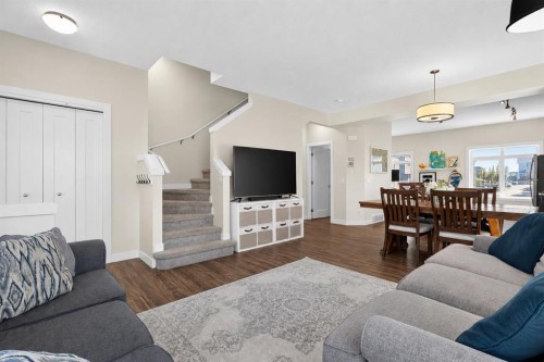 97 Sage Bluff Gate Nw, Calgary, AB 