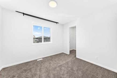 41 Corner Glen Row Ne, Calgary, AB - Indoor Photo Showing Other Room