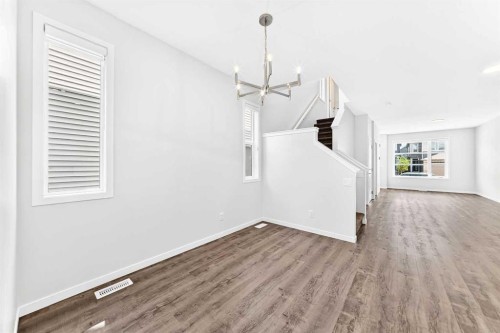 41 Corner Glen Row Ne, Calgary, AB - Indoor Photo Showing Other Room