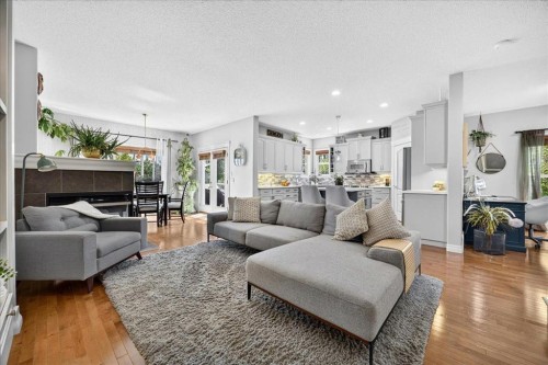 13 Covepark Bay Ne, Calgary, AB 