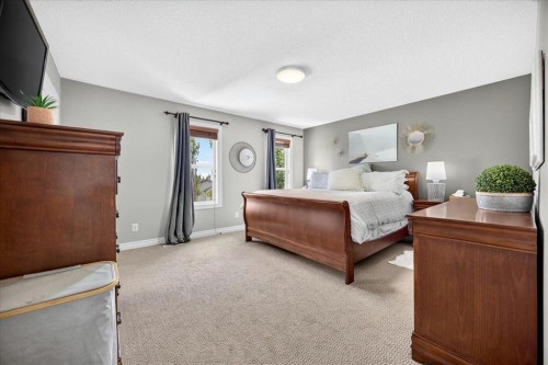 13 Covepark Bay Ne, Calgary, AB 