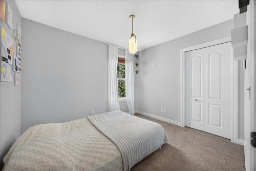 13 Covepark Bay Ne, Calgary, AB 