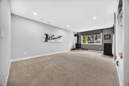 13 Covepark Bay Ne, Calgary, AB 