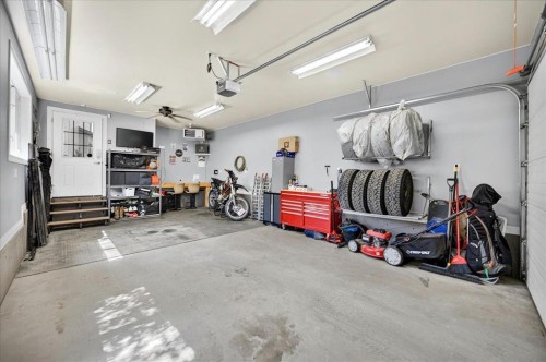 13 Covepark Bay Ne, Calgary, AB 