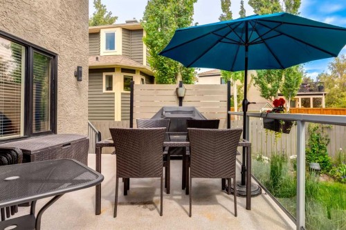 367 Woodbriar Circle Sw, Calgary, AB 