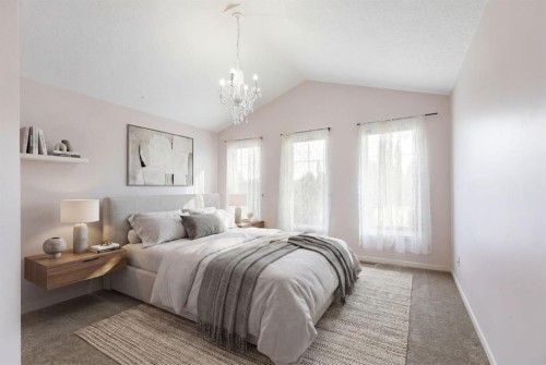 16 Auburn Sound Crescent Se, Calgary, AB - Indoor Photo Showing Bedroom