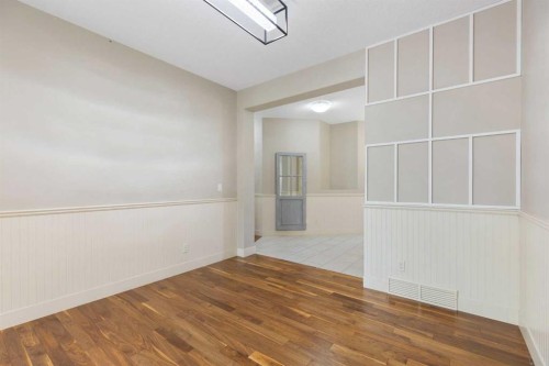 16 Auburn Sound Crescent Se, Calgary, AB - Indoor Photo Showing Other Room