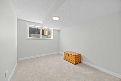 54 Iris Crescent, Okotoks, AB 