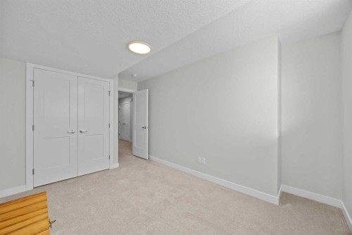 54 Iris Crescent, Okotoks, AB 