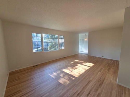 5936 Dalmead Crescent Nw, Calgary, AB - Indoor