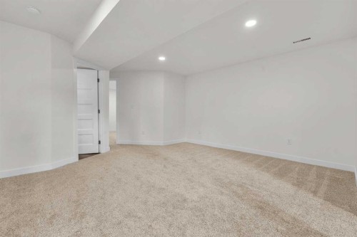 3116 51 Street Sw, Calgary, AB 