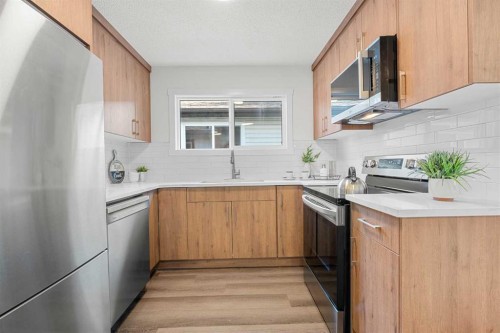 3116 51 Street Sw, Calgary, AB 