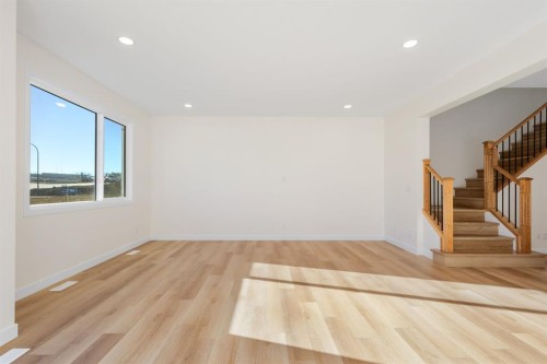 53 Versant Point Sw, Calgary, AB - Indoor Photo Showing Other Room