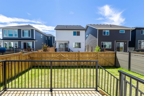 53 Versant Point Sw, Calgary, AB - Outdoor