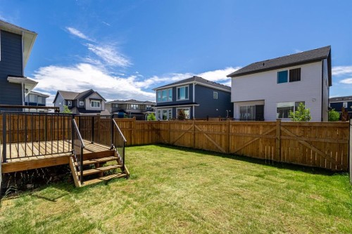 53 Versant Point Sw, Calgary, AB - Outdoor