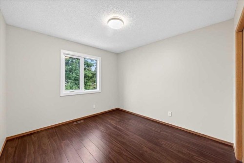 86 Douglas Woods Close Se, Calgary, AB 