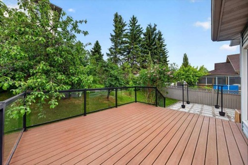 86 Douglas Woods Close Se, Calgary, AB 
