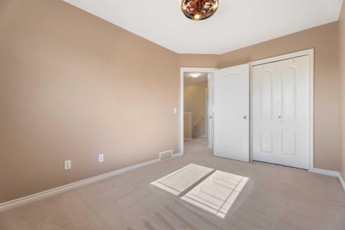 40 Cimarron Grove Drive, Okotoks, AB - Indoor Photo Showing Other Room
