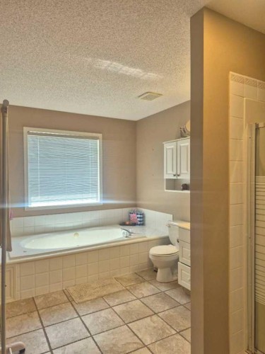 127 Hampstead Circle Nw, Calgary, AB 