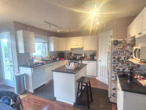 127 Hampstead Circle Nw, Calgary, AB 