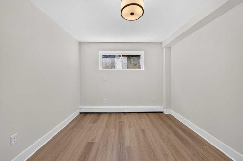 11-2117 16 Street, Calgary, AB 