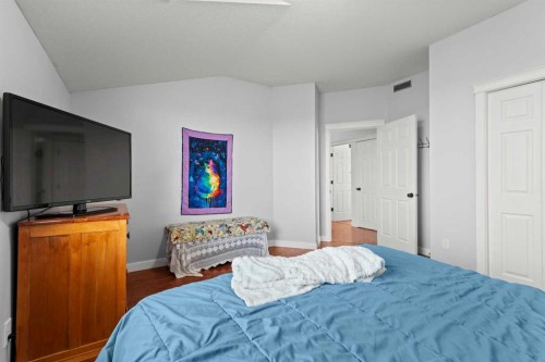 13 Cherry Lane Se, Three Hills, AB - Indoor Photo Showing Bedroom